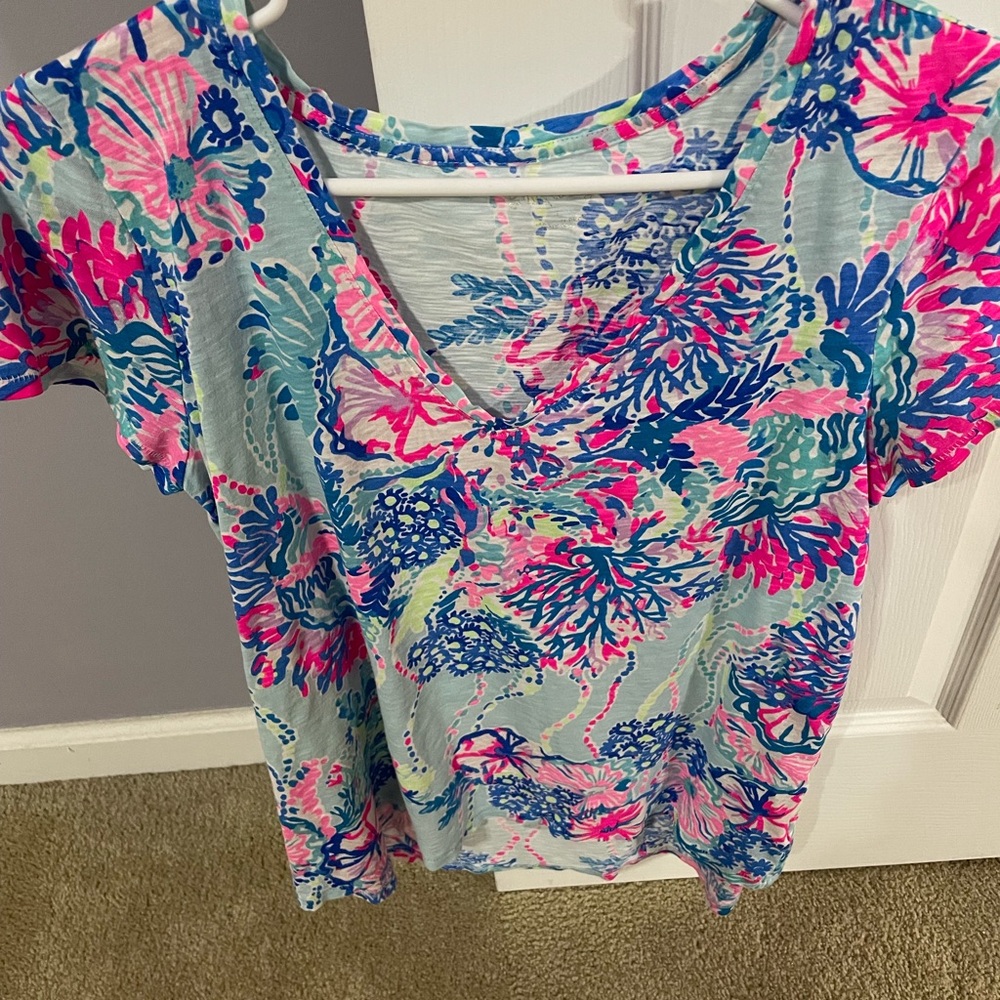 Lilly Pulitzer Blue Graphic Short Sleeve Blouse